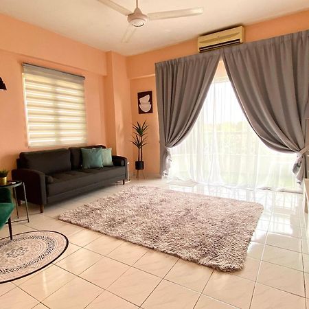 The Nest - Cozy 3-Bedroom Condo, Shah Alam Exterior photo